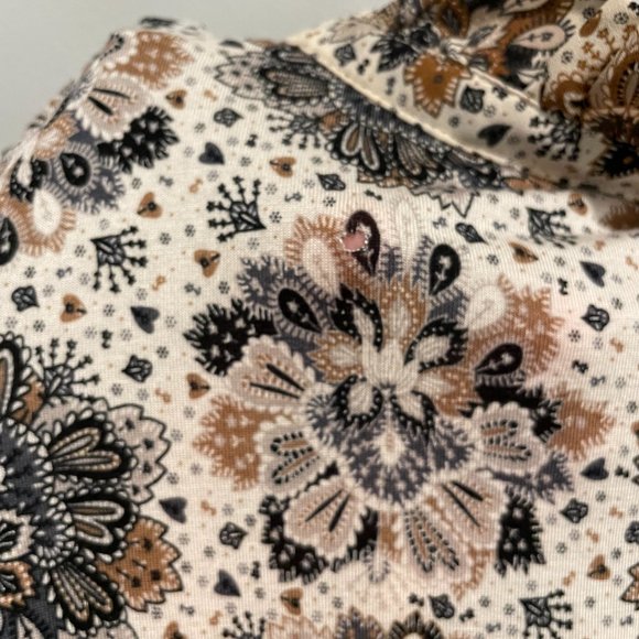 Ann Taylor Loft Ruffle Tie Neck Mixed Media Shell Sleeveless Keyhole Blouse, XL - Picture 8 of 9